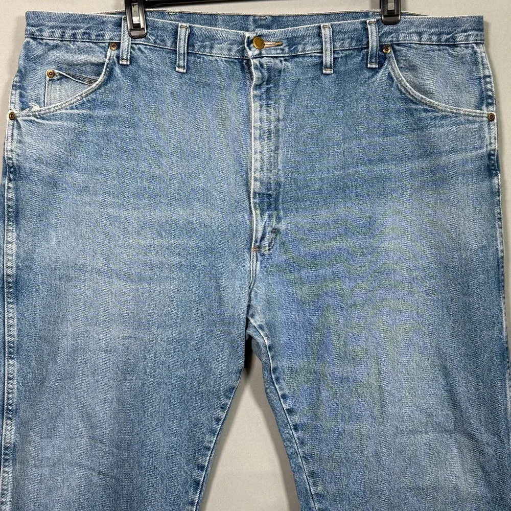 Wrangler Jeans Men 46x29 Blue Distress Straight Leg Classic 100% Cotton Rise 14